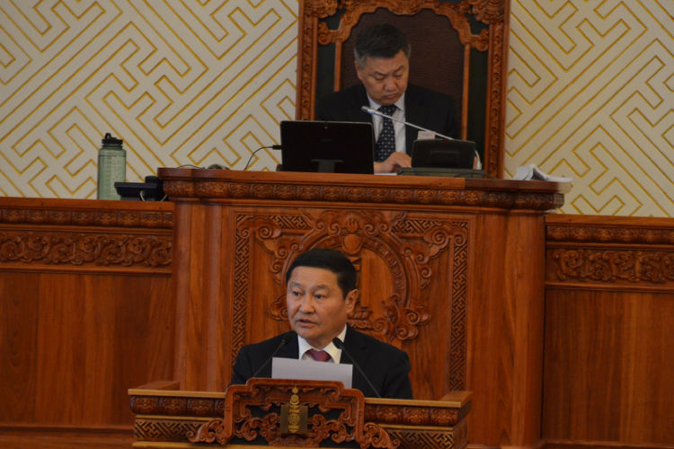 Н.Алтанхуяг хэнийг  орлож байна вэ? 