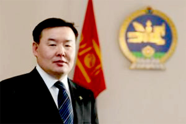 Зандан эргэж ирлээ