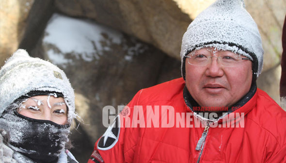 Монголд хэн жаргалтай вэ? 