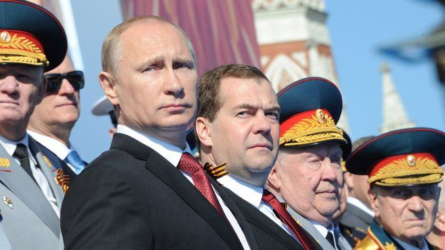 Ялалтын баярын парад болж байна