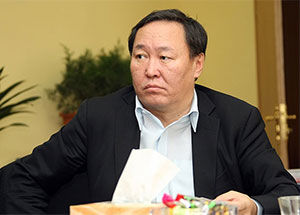 Н.Батбаяр хэнээс авлига авсан байж болох вэ?