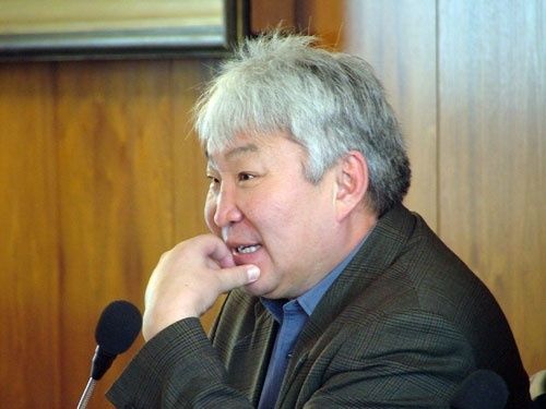 Э.Бат-Үүл ингэж хариулав 