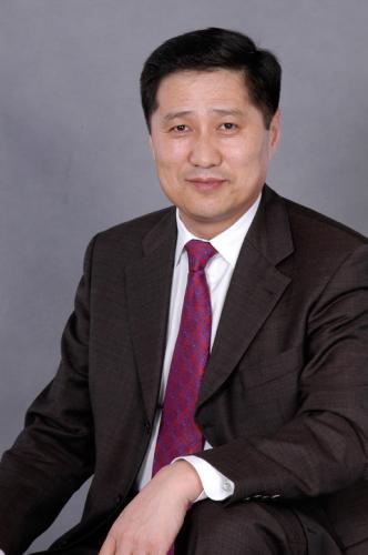 Лоббигоор мэргэшсэн бизнесмэн улстөрч