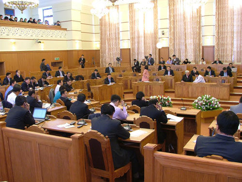 Намын бүлгүүд хуралдаж байна