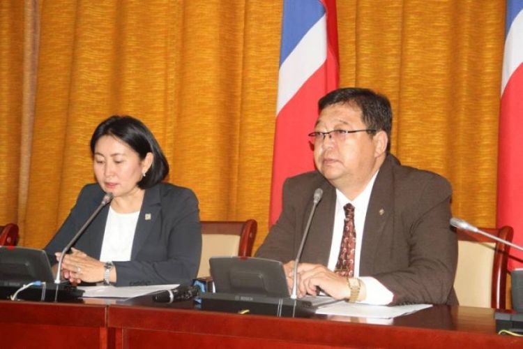 АН-ын бүлэг өргөтгөсөн хуралдаан хийж байна