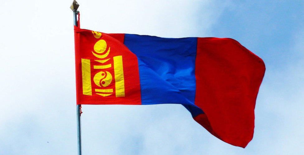 Баасан гарагт бүх нийтээр амрахаар боллоо 