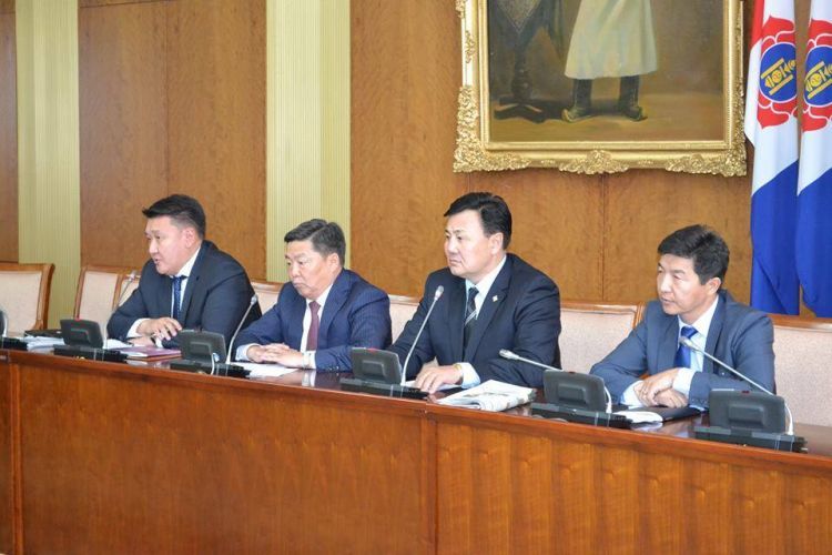 Б.Жавхлан: Энэ жилийн төсвийг 18 хувийн алдагдалтайгаар баталсан