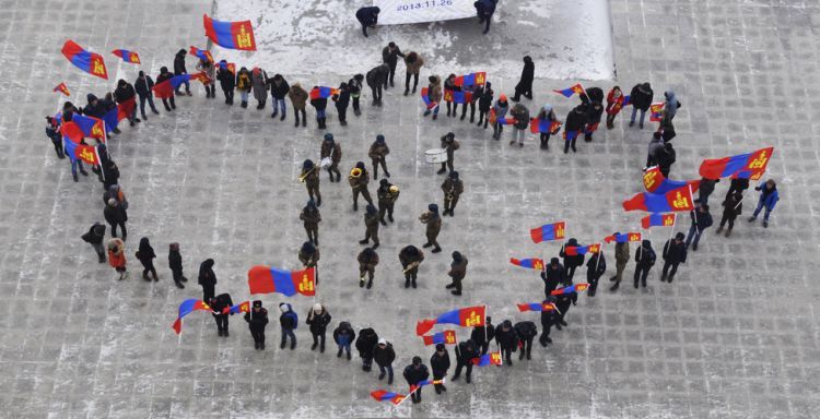 Арваннэгдүгээр сарын 26-ны өдөр бүх нийтээр амрахыг дэмжлээ