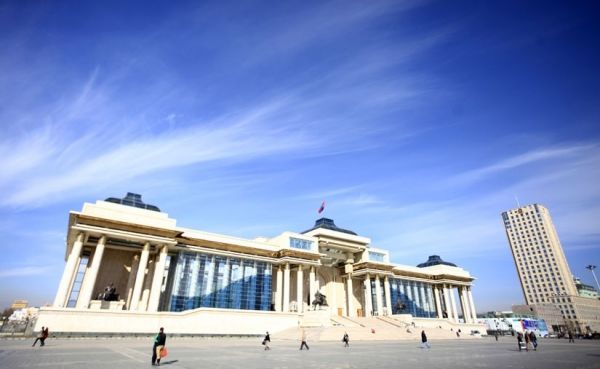 11-р сарын 26-нд бүх нийтээрээ амрах хуулийн төсөл өргөн барив