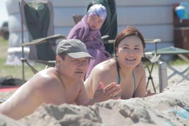 Н.Алтанхуягийн эхнэрийг хуулийн байгууллагынхан саатуулсан гэв