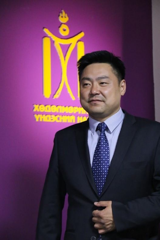 Т.Бат-Оргил даргаа өмөөрөв