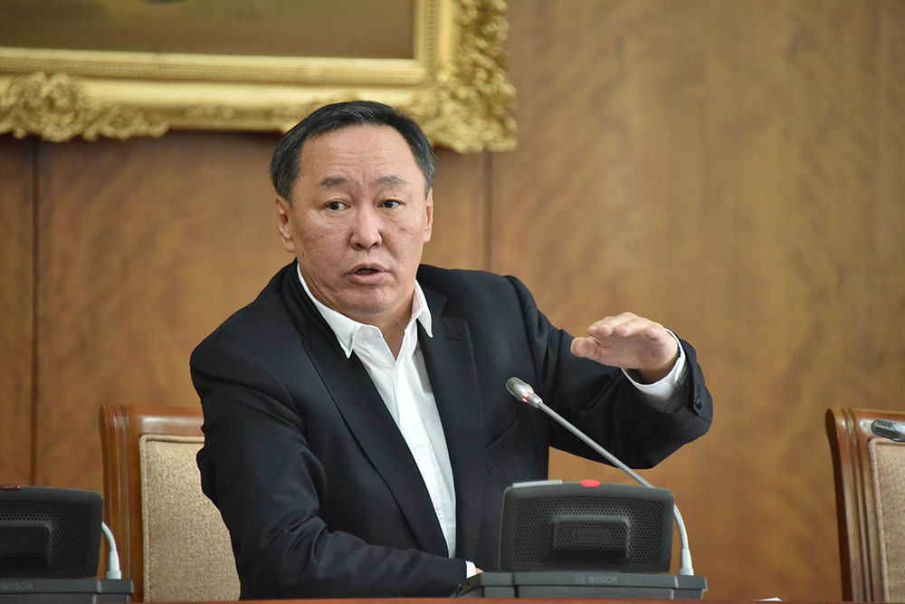 Эдийн засгийн хөгжлийн сайд асан Н.Батбаяр Засгийн газрын тогтоолыг өөрчилсөн үү?