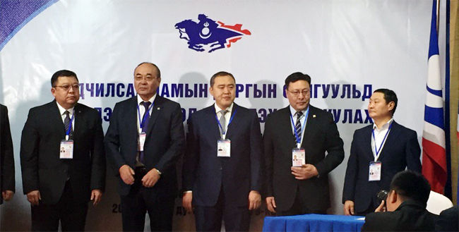 С.Эрдэнэ, Я.Санжмятав нар муудалцаагүй