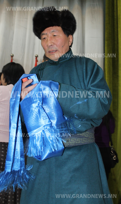 Т.Бадамжунайг 500 саяын хэрэгт шалгаж эхэллээ