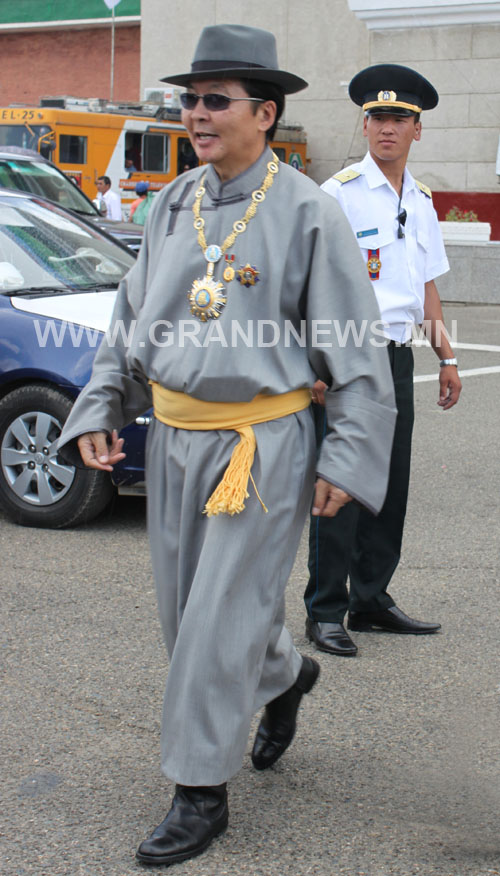 Гончиг гишүүний  гоёмсог үгс