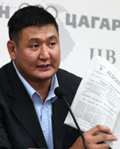 Зөөлөн газардаарай