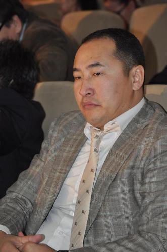 Үл таних горилогч   