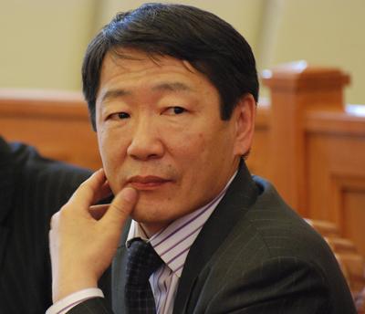  Дуугүй хэрнээ ажилчин 