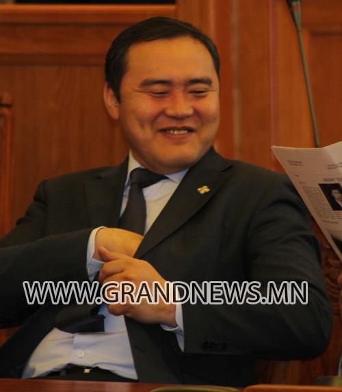  Юу болоод байна. Сайд аа