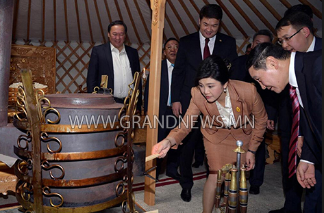    Морь, хүүхэн сонирхдоггүй Монгол эр хүн хаа байх вэ?