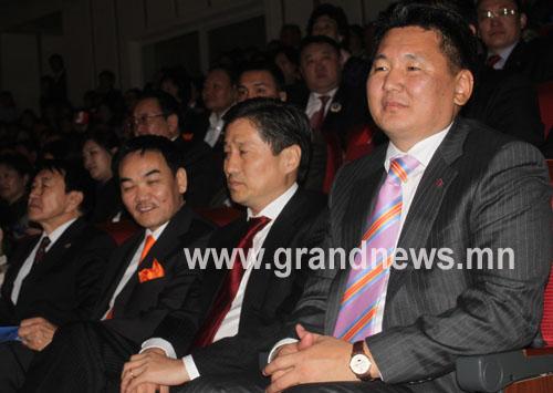 “МАН”  шинэ нам байгуулах уу?