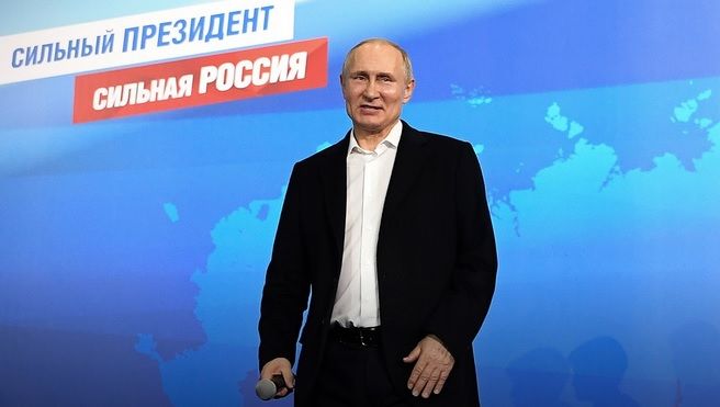 В.Путин: Би 100 нас хүртлээ энд суухгүй