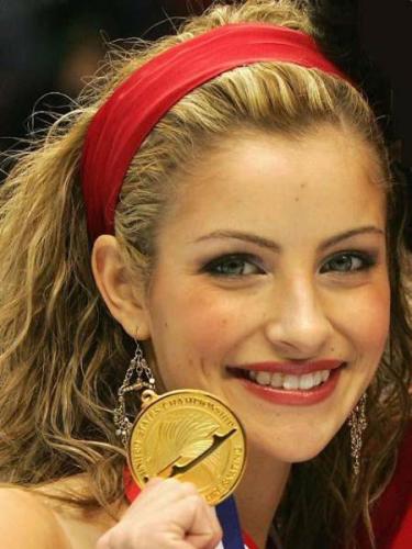 01-tanith-belbin-photo-021610-lg