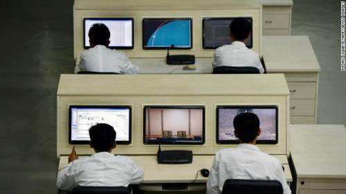 121212012425-north-korea-control-room-story-top 121212012425-north-korea-control-room-story-top