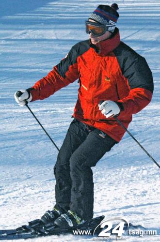 vladimir putin hobbies 24 tsag mn