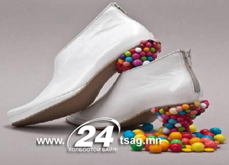 a98173_shoes_2-box