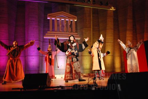 Mongol Costumes (1)