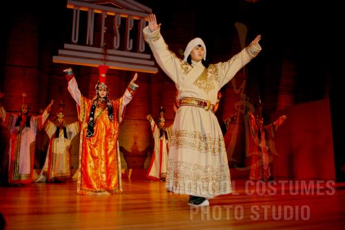 Mongol Costumes (1)