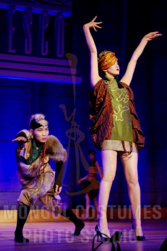 Mongol Costumes (1)