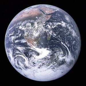 300px-The_Blue_Marble_Earth 300px-The_Blue_Marble_Earth