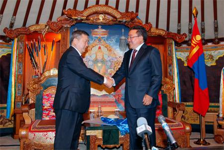 2012-07-24enkhbolz_big