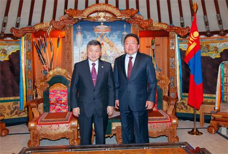 2012-07-24enkhbolz_big