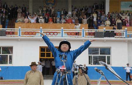 2012-07-11ugnaadam_big