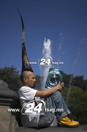 2012-09-12T194147Z_1956169866_GM1E89D0A4701_RTRMADP_3_USA