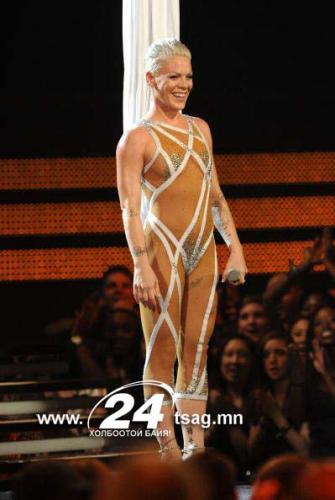 britneyspears-nudebodysuit-jpg_190550