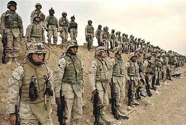 us_soldiers_fallujah_2_041220 us_soldiers_fallujah_2_041220