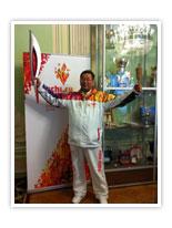 20131029-torchbearing2.jpg-s 20131029-torchbearing2.jpg-s