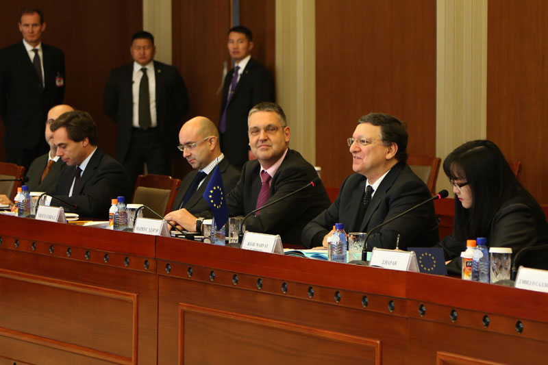 23c6ea46e6400f52original 23c6ea46e6400f52original