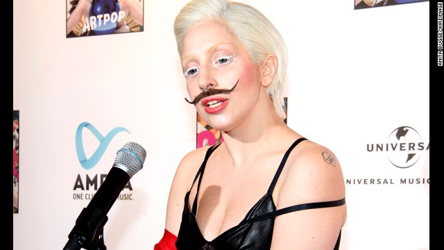 131025164340-gagastyle-102013-02-story-top