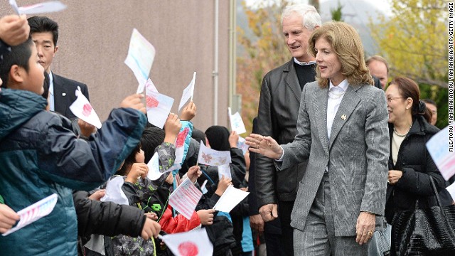 131125190902-japan-caroline-kennedy-tsunami-tour---s029118065-story-top