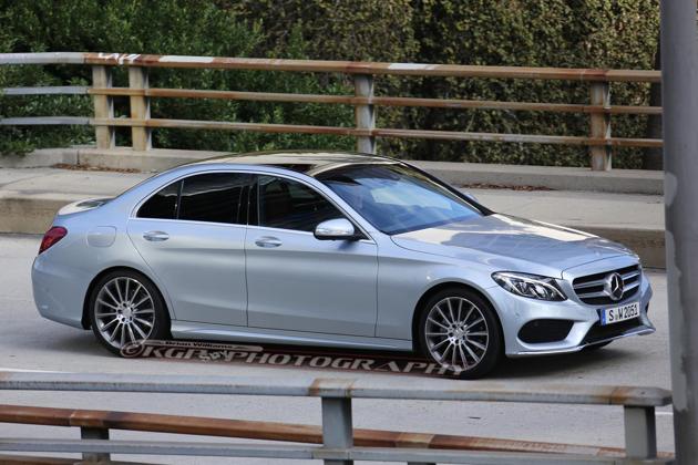 0a32df56-4d4c-4488-b3c8-8b8abd2f43dd_2015_hyundai_genesis_actf34_fd_1125132_1600