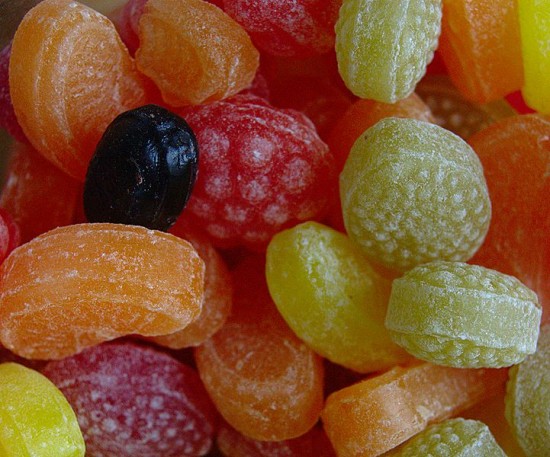 candy2-550x457