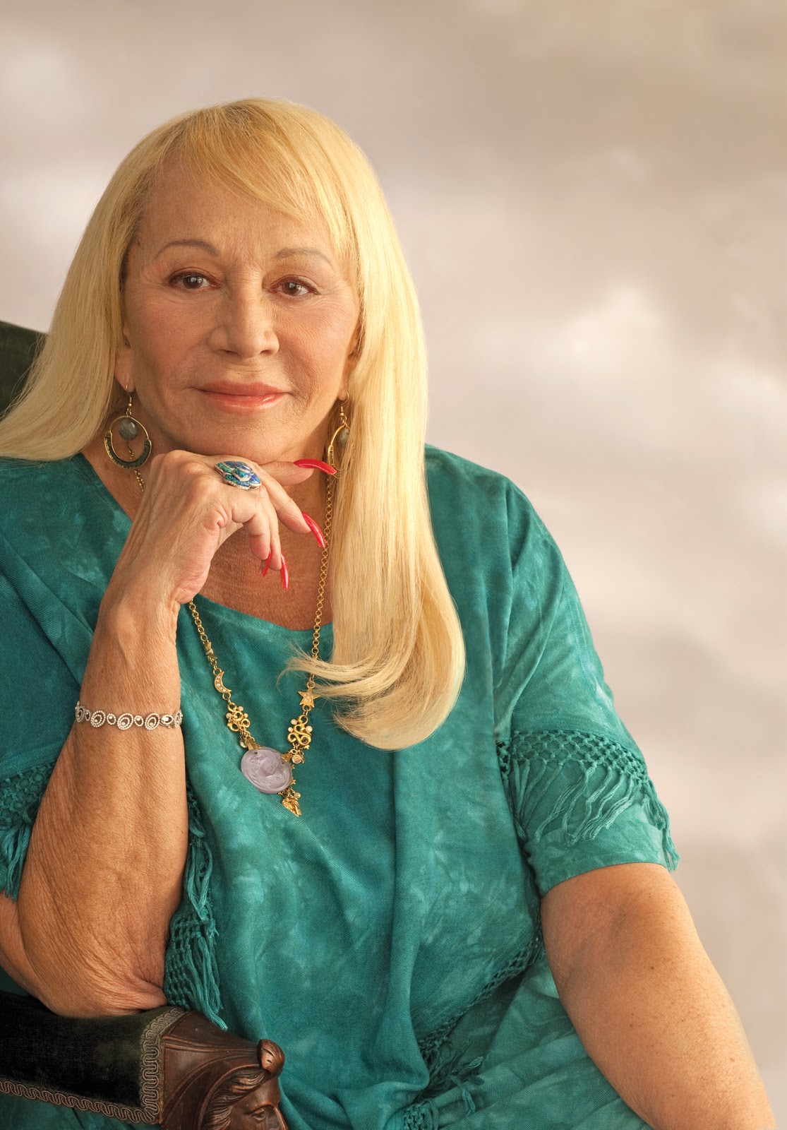 bbf08-browne_psychic_promoshot