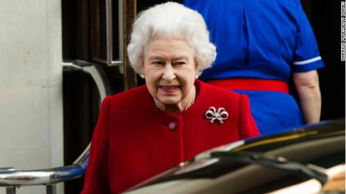 130304151159-queen-leaves-hospital-story-top 130304151159-queen-leaves-hospital-story-top