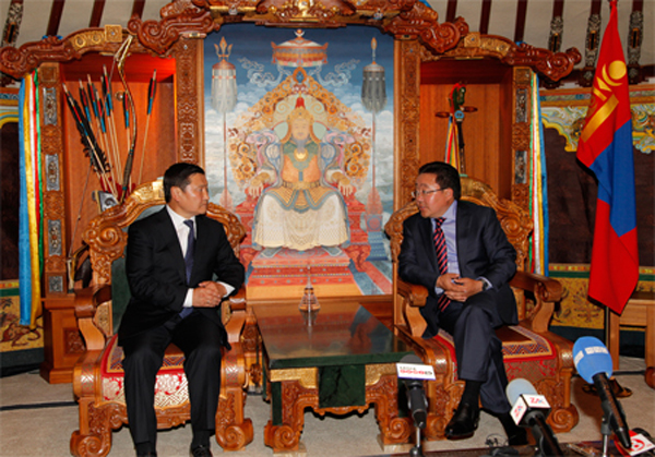 altankhuyag_elbegdorj