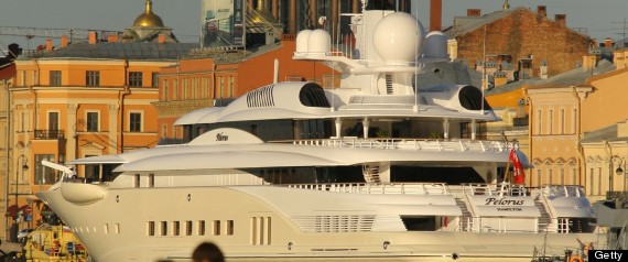 r-YACHT-ROMAN-large570 r-YACHT-ROMAN-large570